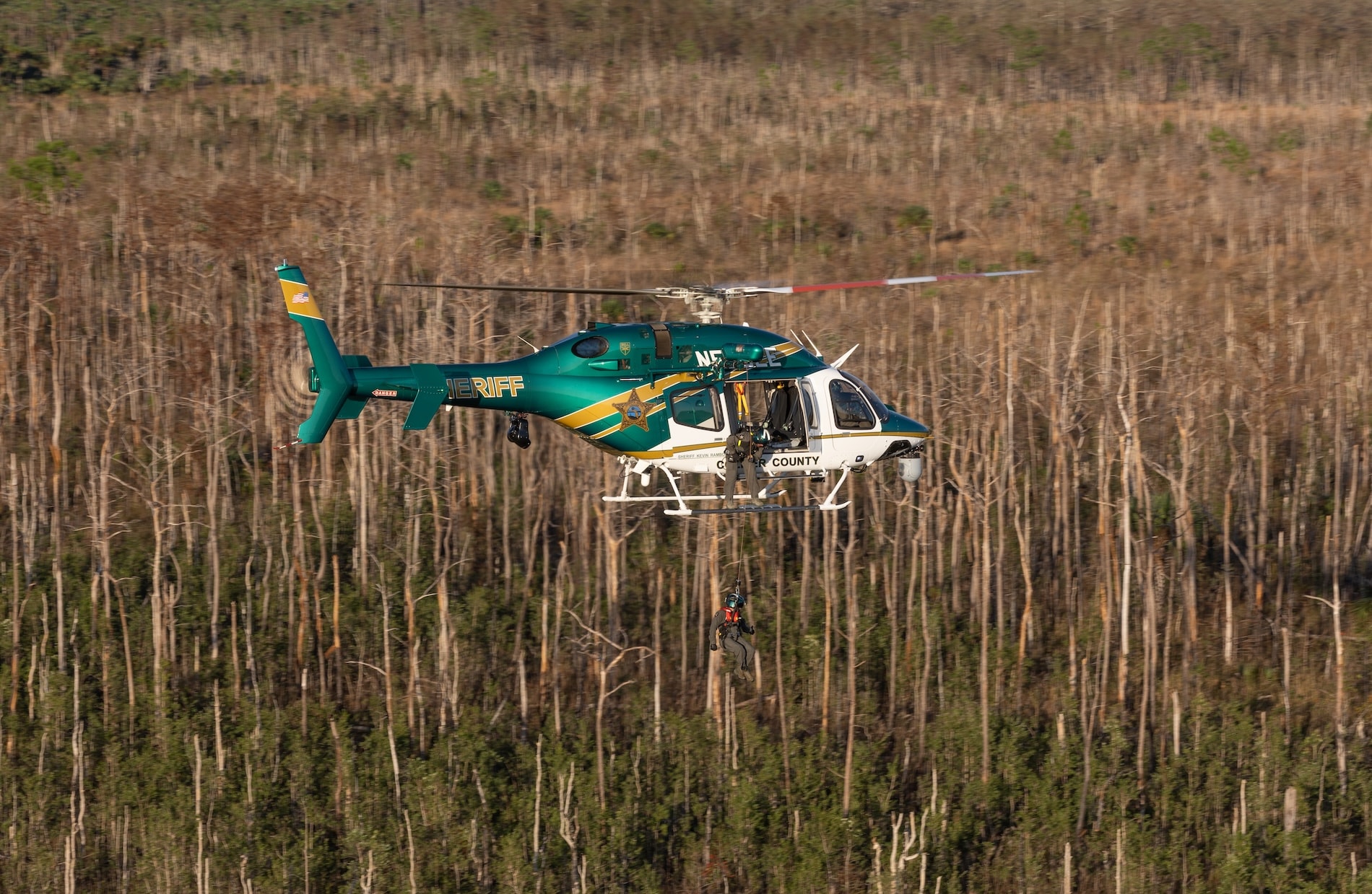 bell-429-shérif-opération-sécurité-publique