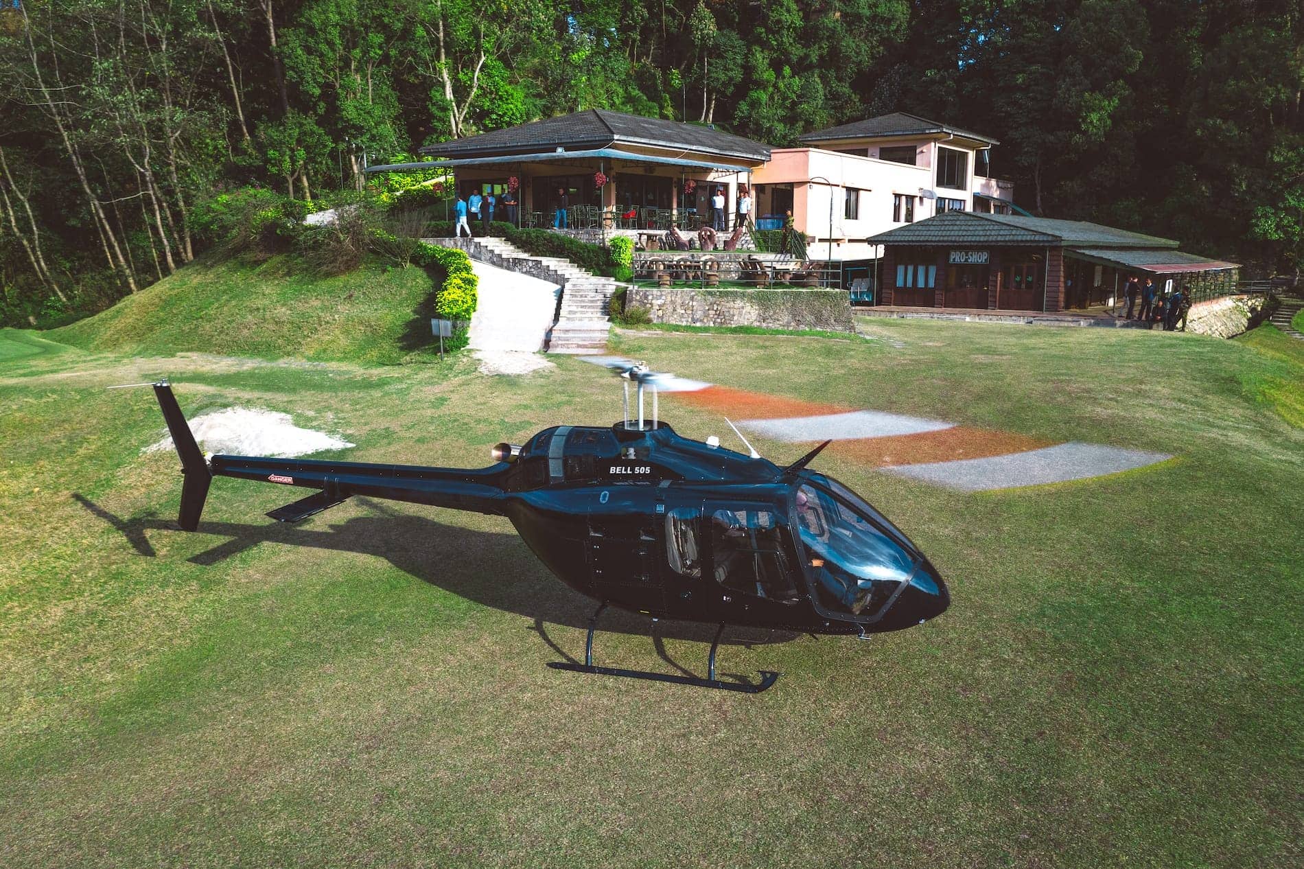 Web_Hero-Bell 505 au Népal 31