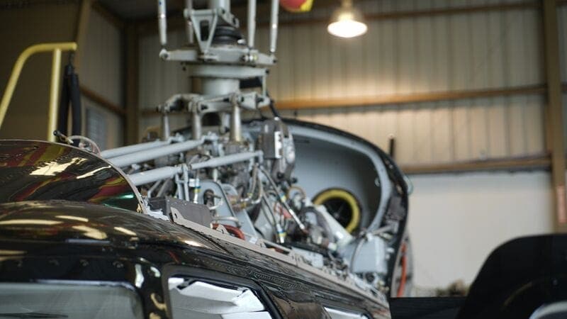 Hangar d'entretien d'appareil Bell