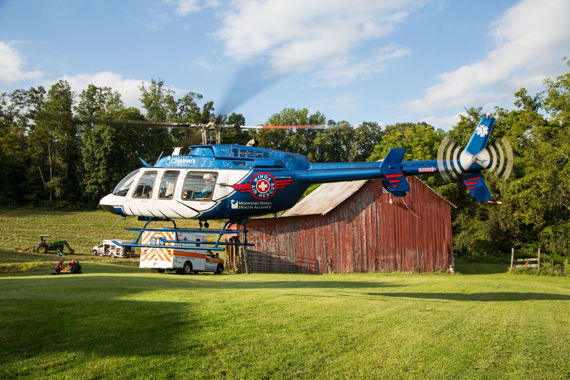 Web_Hero-407GX_Photo_AirWingsRescue-1V6A1002_flat